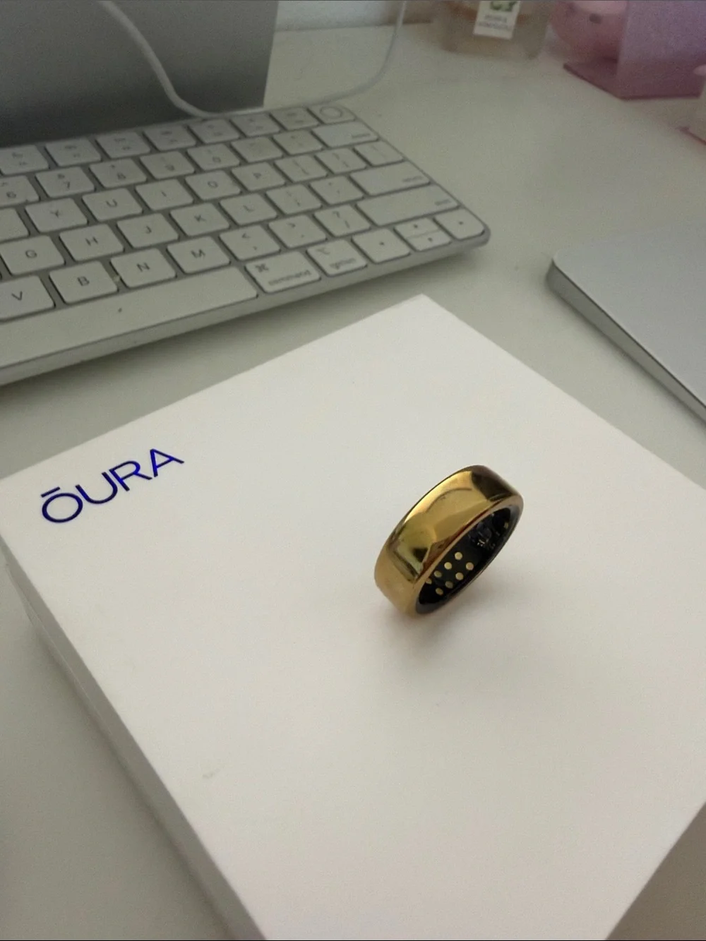 Oura Gen 3 Ring Gold with charger